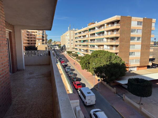 Квартира в Пунта Прима, Испания, 103м² - изображение 18