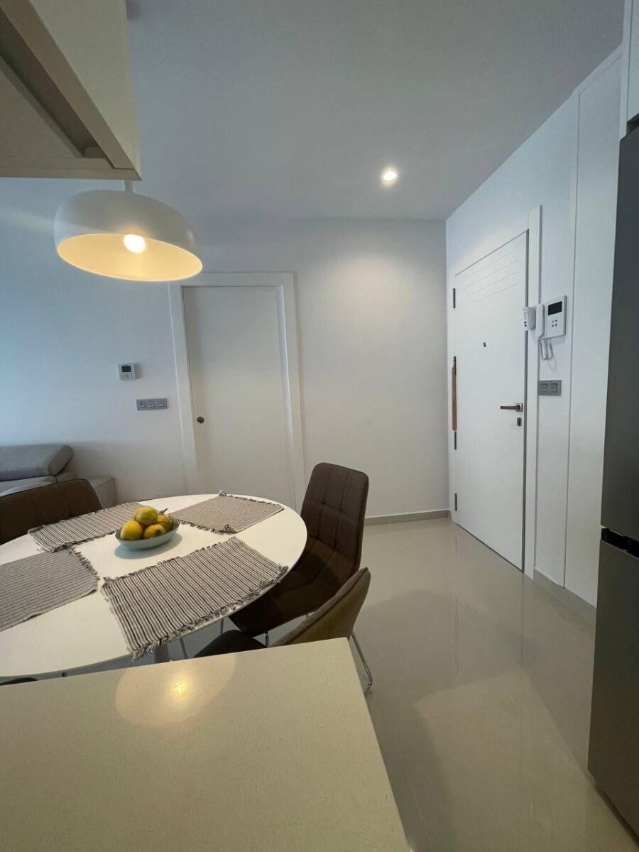 Apartament z 2 sypialniami, 50m² w Torrevieja, Hiszpania [ID: 0150-LS-2501]