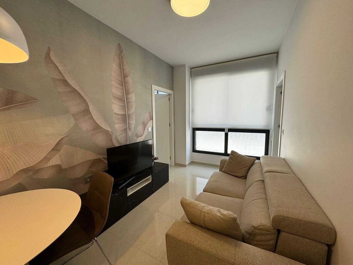 Apartament z 2 sypialniami, 50m² w Torrevieja, Hiszpania [ID: 0150-LS-2501]