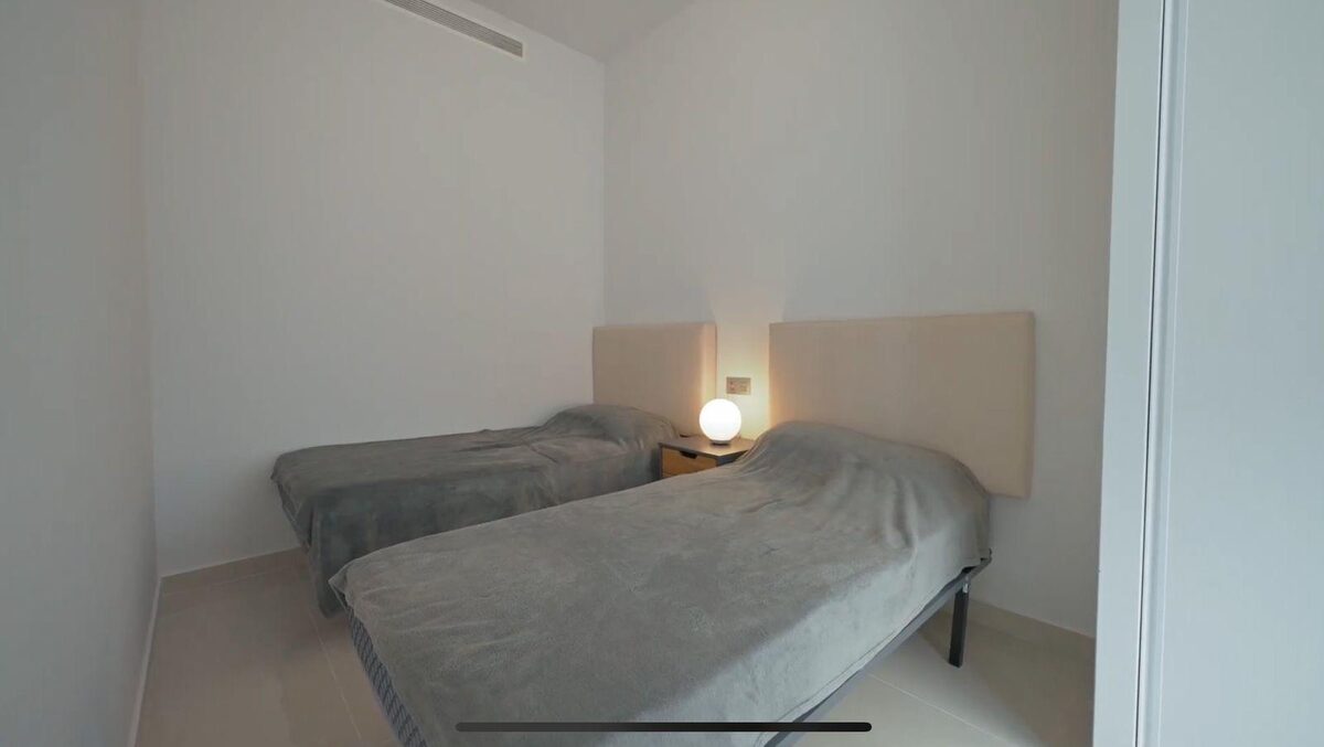 Apartament z 2 sypialniami, 50m² w Torrevieja, Hiszpania [ID: 0150-LS-2501]