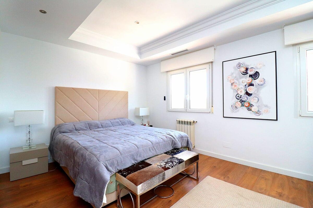 Willa z 5 sypialniami, 250m² w Оріуела Коста, Hiszpania [ID: 0150-LS-0102]
