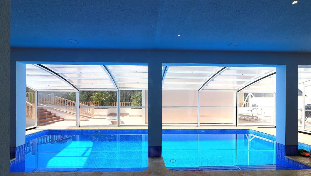 Willa z 5 sypialniami, 250m² w Оріуела Коста, Hiszpania [ID: 0150-LS-0102]