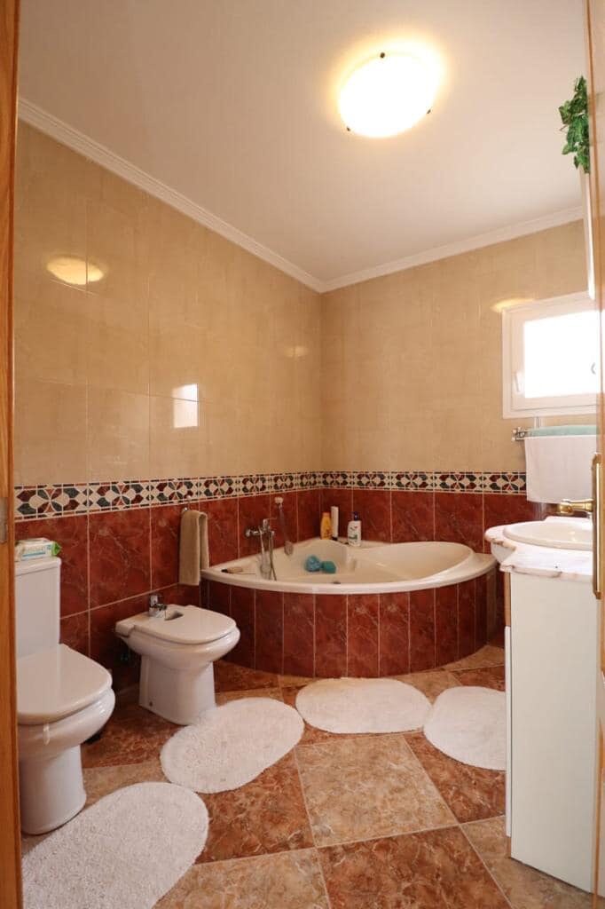 Таунхаус з 3 спальнями, 122м² в Оріуела Коста, Іспанія [ID: 0150-LS-0102/3]
