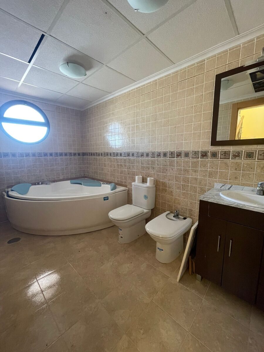 Будинок з 4 спальнями, 134м² в Оріуела Коста, Іспанія [ID: 0150-LS-0305]