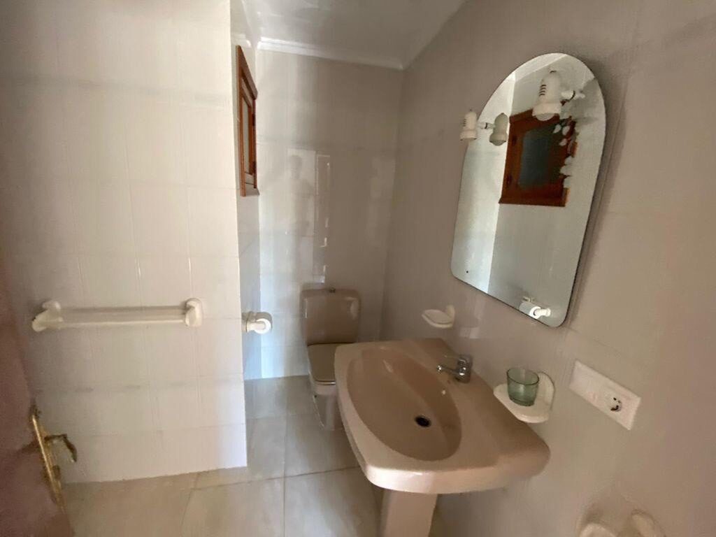 Townhouse with 12 bedrooms, 404m² in Torrevieja, Spain [ID: 0150-LS-1306]