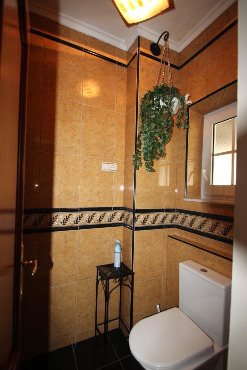 Вилла с 4 спальнями, 250м² в Торревьеха, Испания [ID: 0150-LS-2407]
