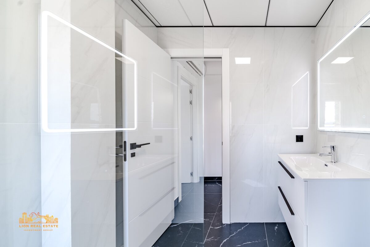 Комерційна нерухомість з 2 спальнями, 120м² в Оріуела Коста, Іспанія [ID: 0150-LS-0808]
