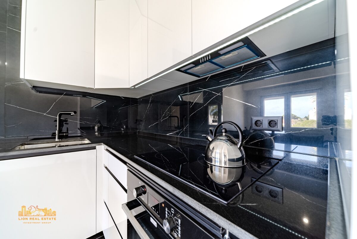 Комерційна нерухомість з 2 спальнями, 120м² в Оріуела Коста, Іспанія [ID: 0150-LS-0808]