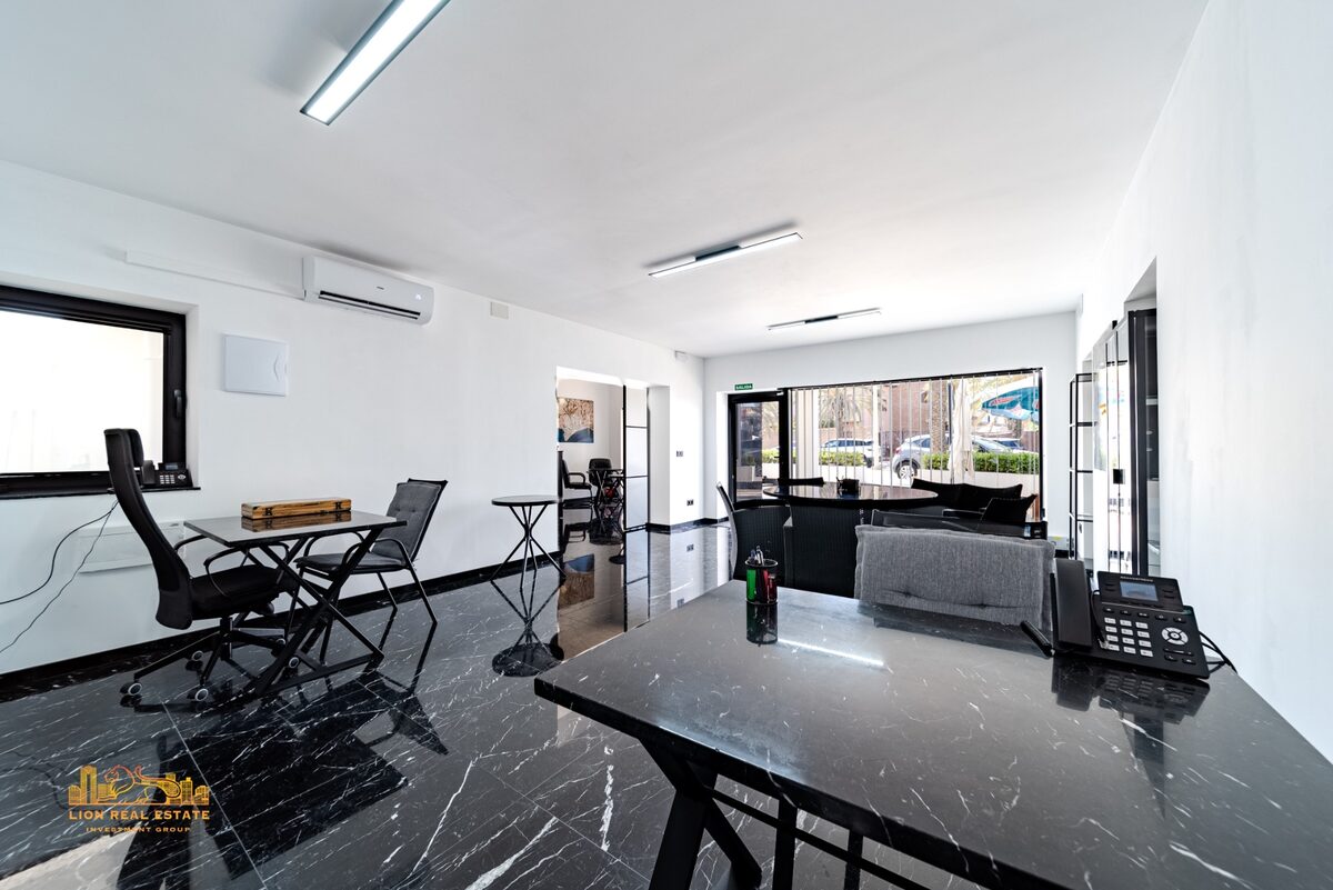Комерційна нерухомість з 2 спальнями, 120м² в Оріуела Коста, Іспанія [ID: 0150-LS-0808]