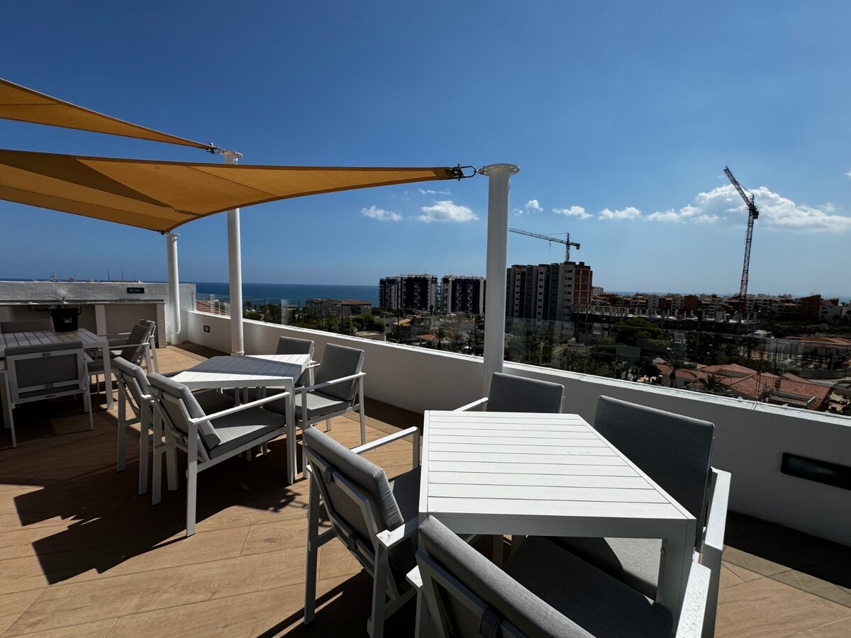 Apartment with 3 bedrooms, 116m² in Punta Prima, Spain [ID: 0150-LS-0409]