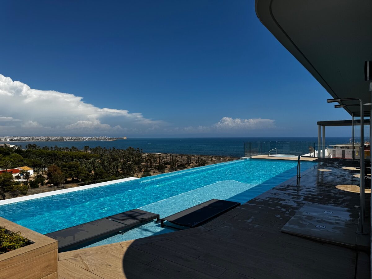 Apartment with 3 bedrooms, 116m² in Punta Prima, Spain [ID: 0150-LS-0409]