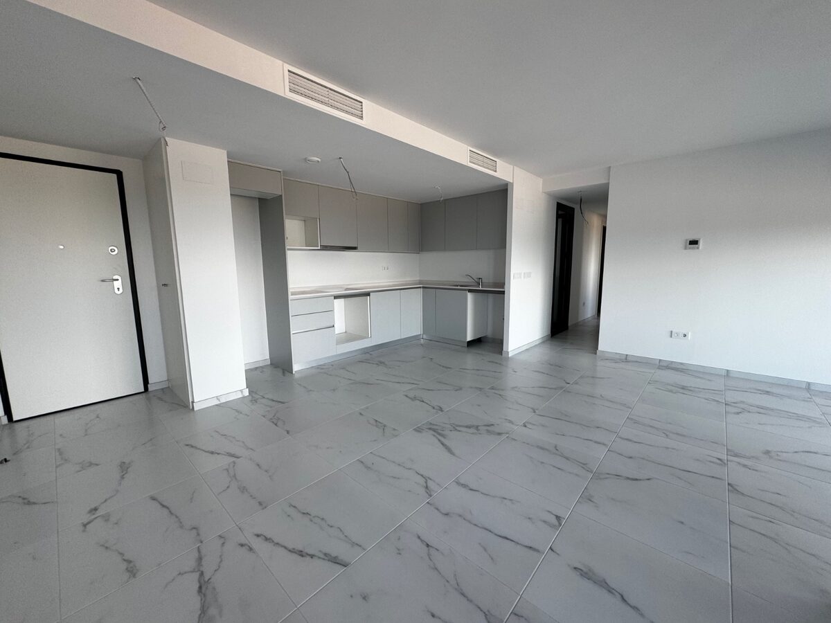 Apartment with 3 bedrooms, 116m² in Punta Prima, Spain [ID: 0150-LS-0409]