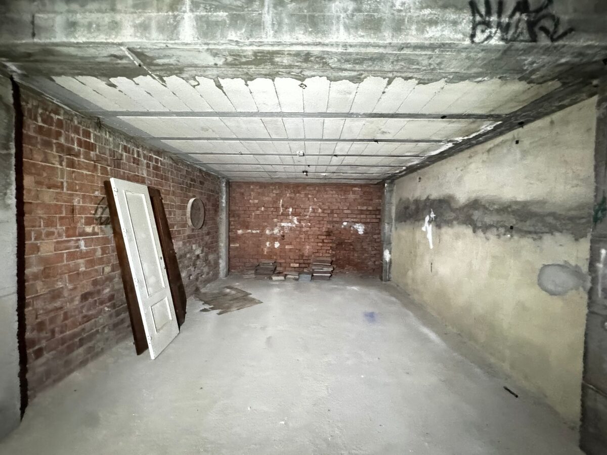 Коммерческое помещение с 2 спальнями, 260м² в Торревьеха, Испания [ID: 0150-LS-1201S]