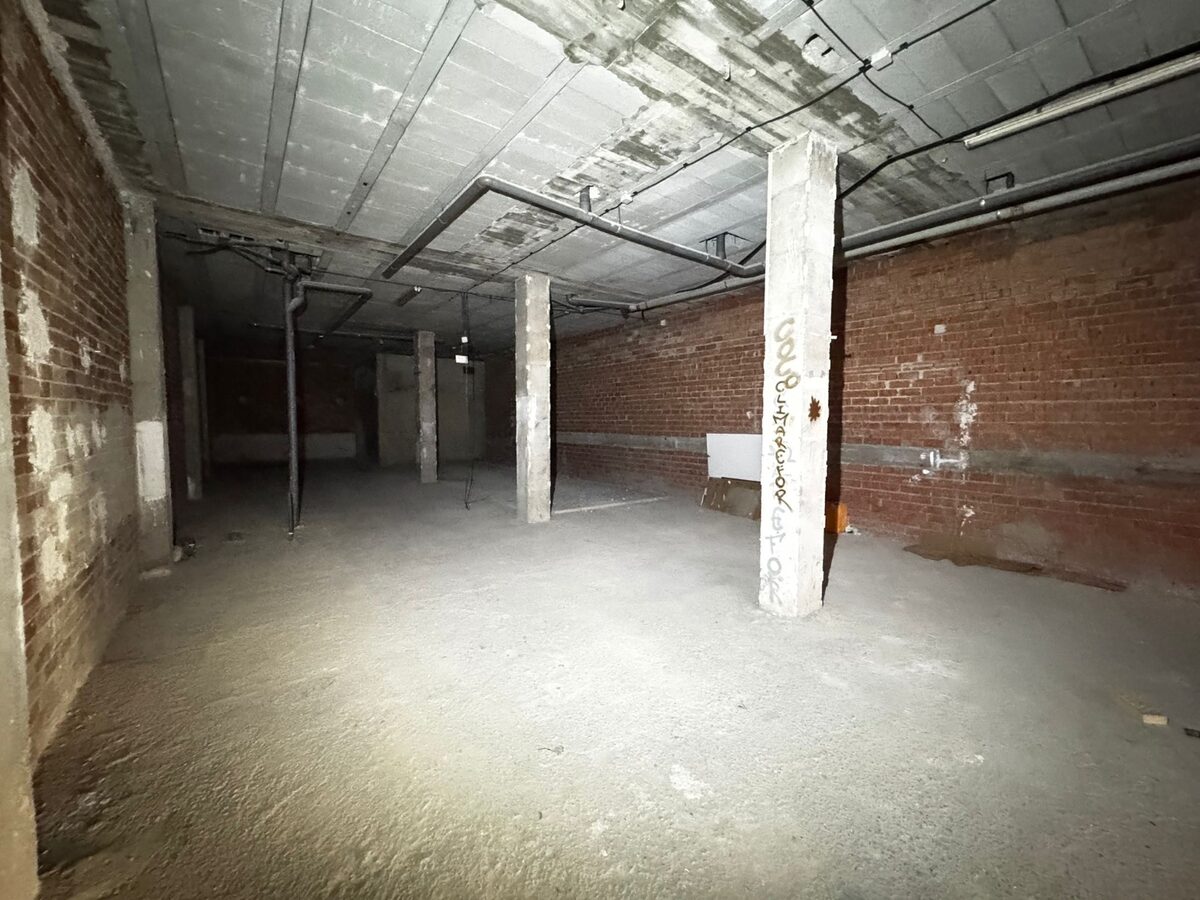 Коммерческое помещение с 2 спальнями, 260м² в Торревьеха, Испания [ID: 0150-LS-1201S]