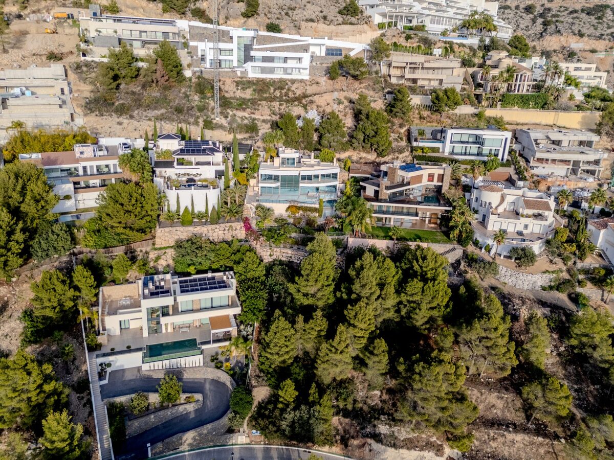 Вилла с 5 спальнями, 635м² в Алтея, Испания [ID: 0150-LS-0212]
