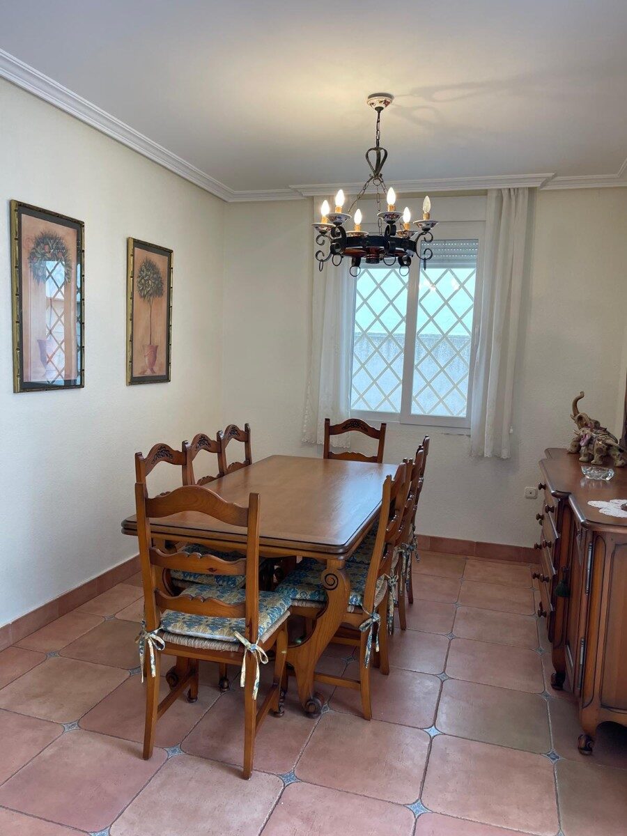 Будинок з 4 спальнями, 106м² в Торрев'єха, Іспанія [ID: 0150-LS-1412]