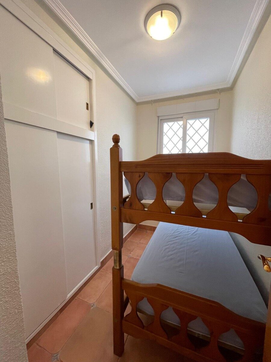 Будинок з 4 спальнями, 106м² в Торрев'єха, Іспанія [ID: 0150-LS-1412]