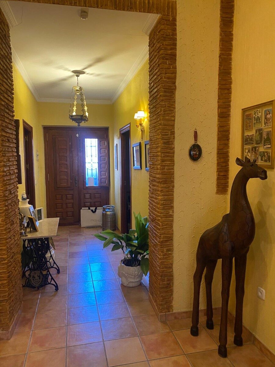 Townhouse with 3 bedrooms, 219m² in Torrevieja, Spain [ID: 0150-LS-1601]
