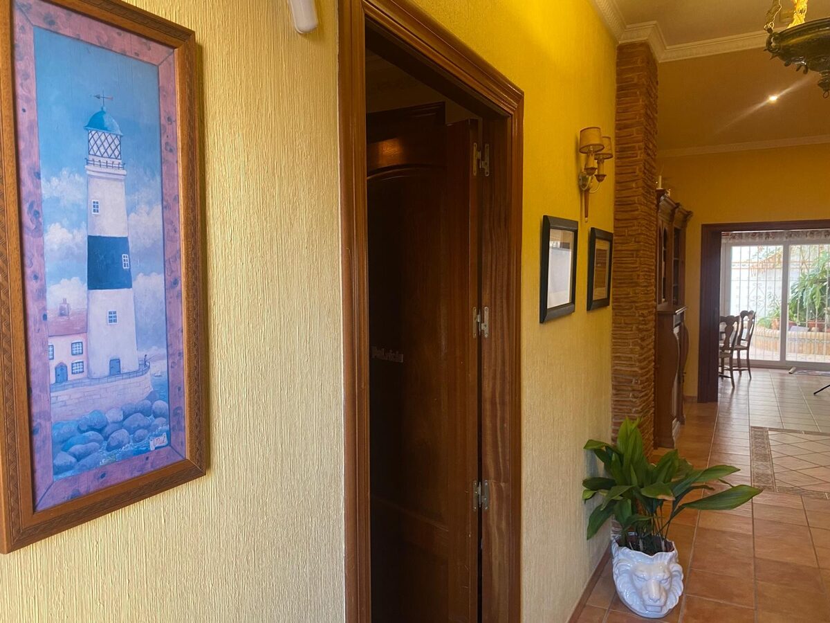 Townhouse with 3 bedrooms, 219m² in Torrevieja, Spain [ID: 0150-LS-1601]