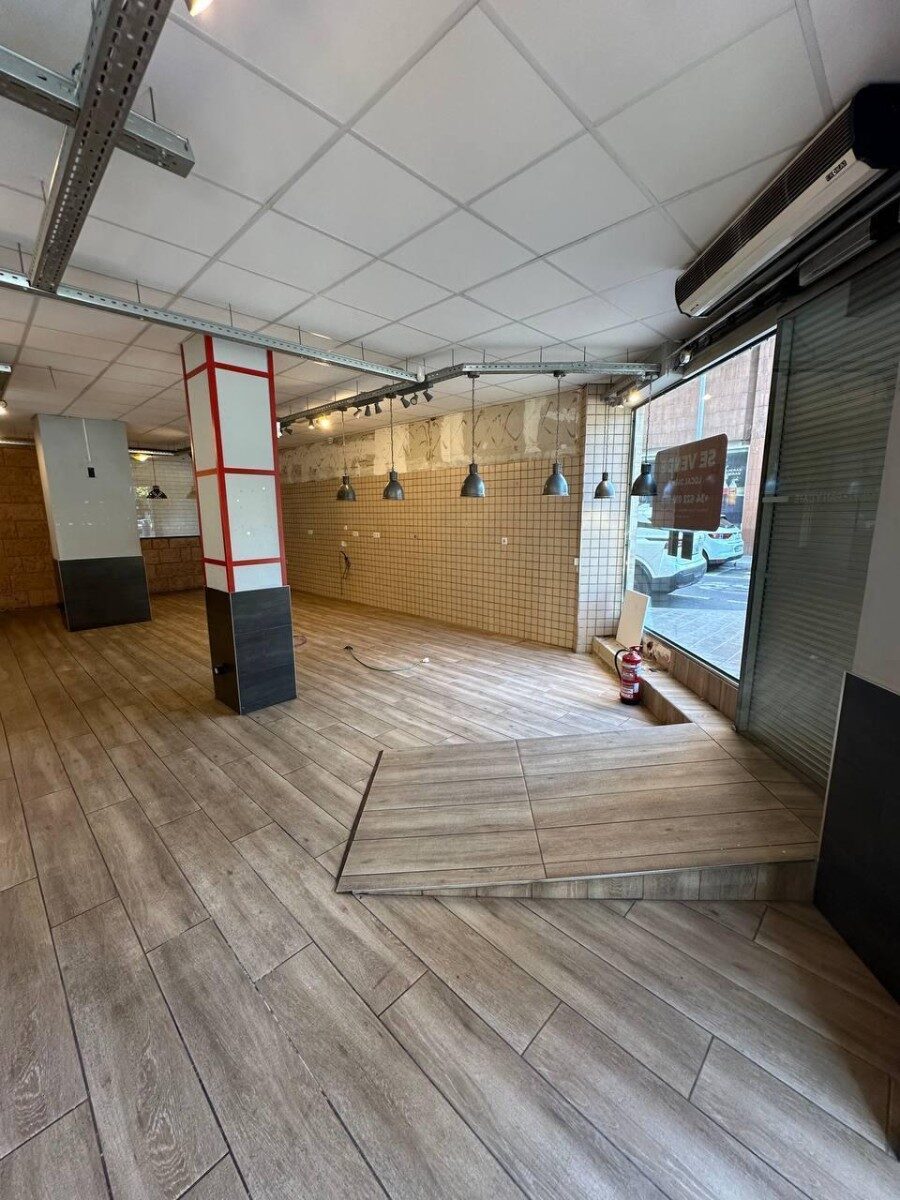 Комерційна нерухомість з 1 спальнею, 209м² в Аліканте, Іспанія [ID: 0150-LS-3001C]