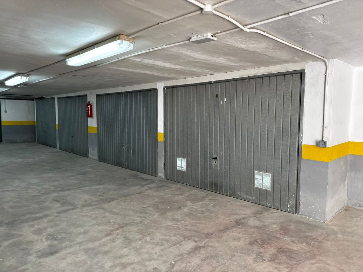 Garaż, 12m² w Punta Prima, Hiszpania [ID: 0150-LS-1402/1]