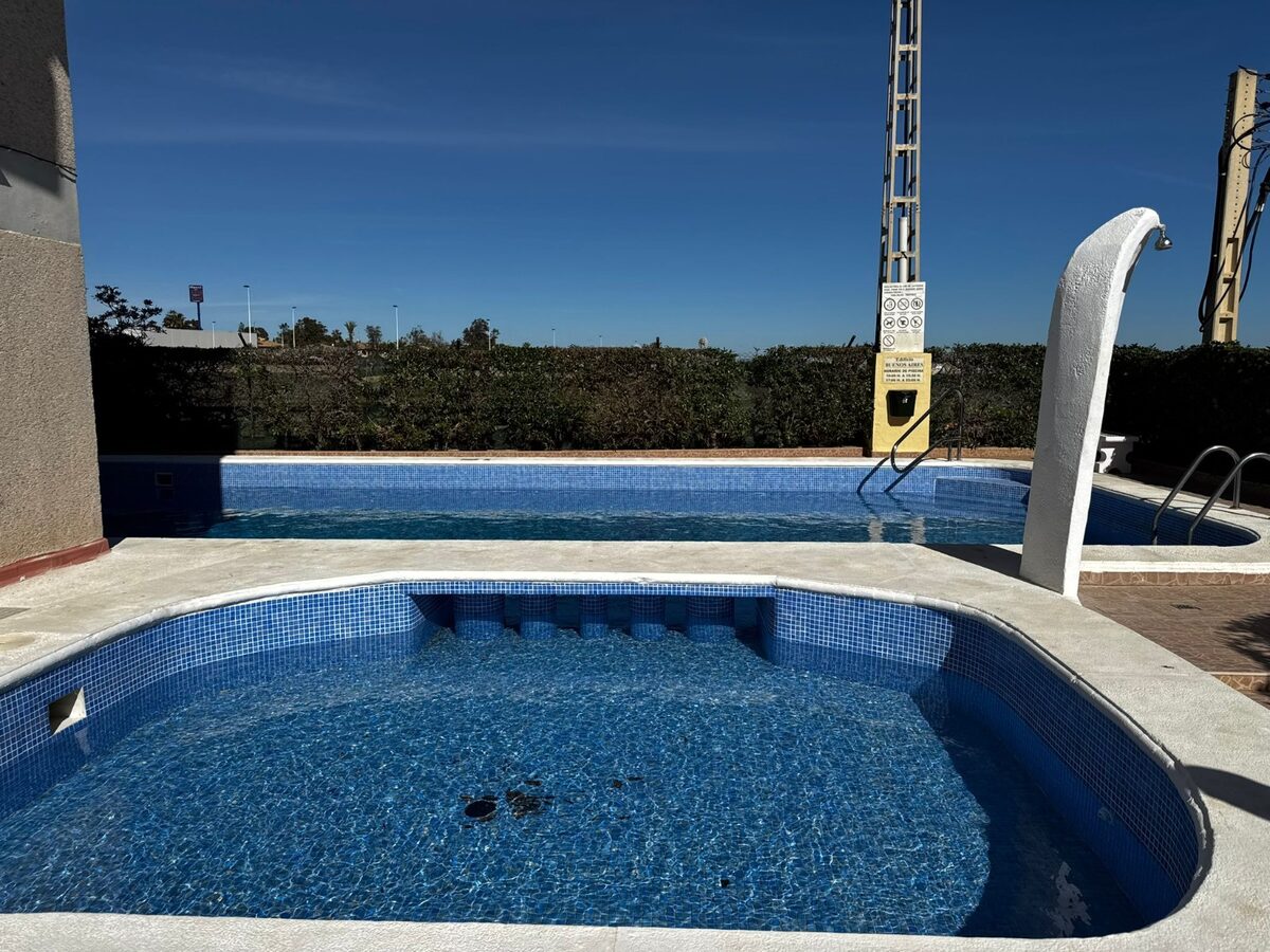 Apartment with 2 bedrooms, 64m² in Torrevieja, Spain [ID: 0150-LS-1402/2]
