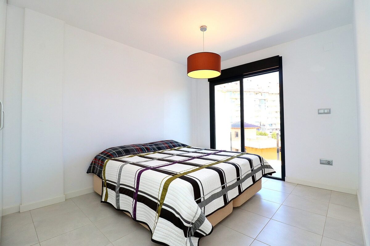 Квартира з 3 спальнями, 86м² в Оріуела Коста, Іспанія [ID: 0150-LS-1003]