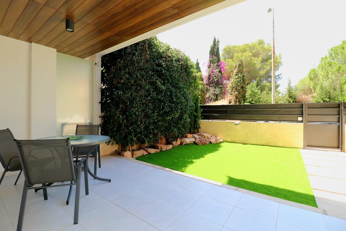 Квартира з 3 спальнями, 86м² в Оріуела Коста, Іспанія [ID: 0150-LS-1003]