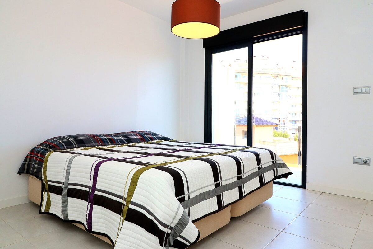Квартира з 3 спальнями, 86м² в Оріуела Коста, Іспанія [ID: 0150-LS-1003]