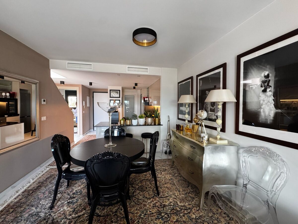 Квартира з 2 спальнями, 120м² в Оріуела Коста, Іспанія [ID: 0150-LS-2503]