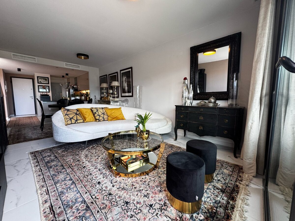 Квартира з 2 спальнями, 120м² в Оріуела Коста, Іспанія [ID: 0150-LS-2503]