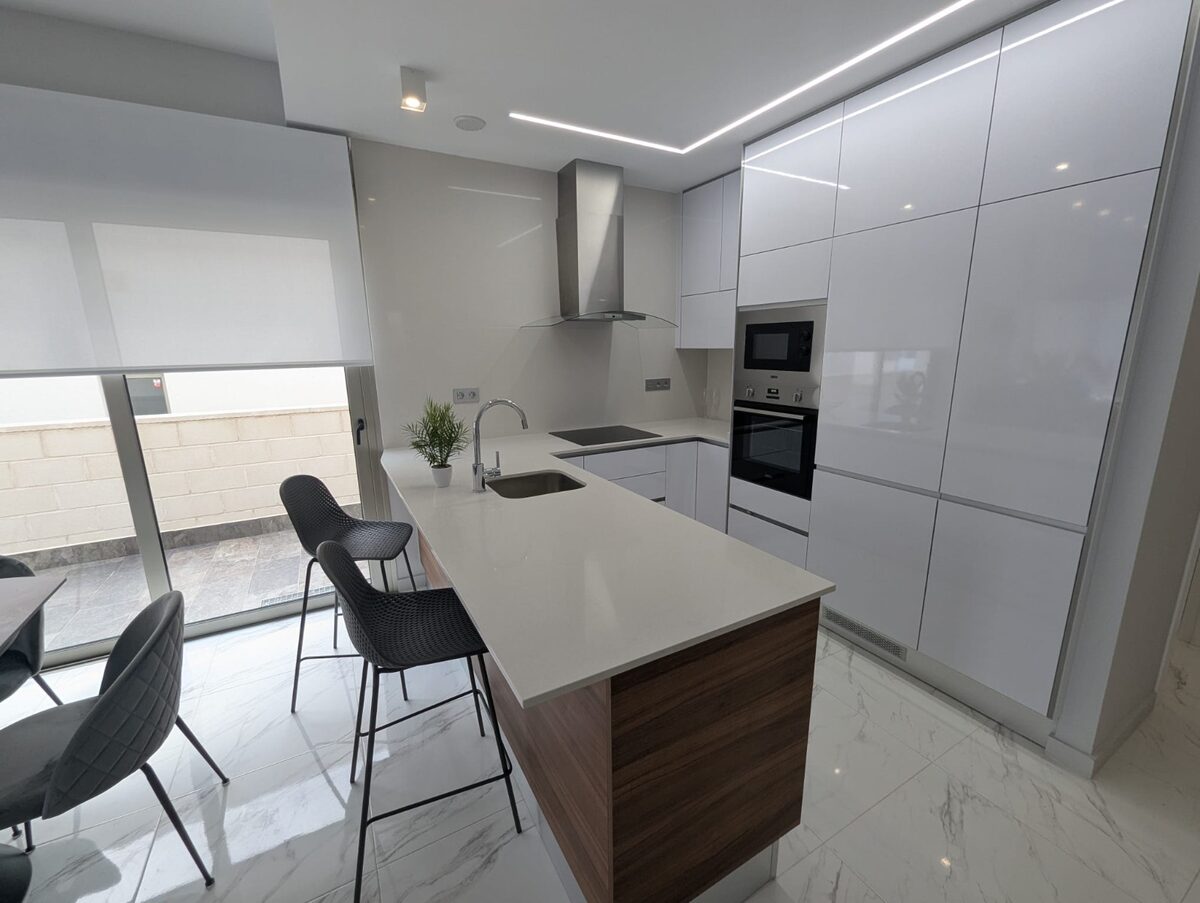 Вилла с 3 спальнями, 78м² в Ориуэла Коста, Испания [ID: 0150-LS-1504]