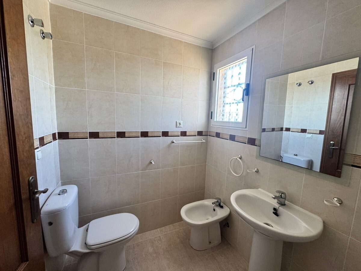 Bungalow with 2 bedrooms, 66m² in Torrevieja, Spain [ID: 0150-LS-1006C]