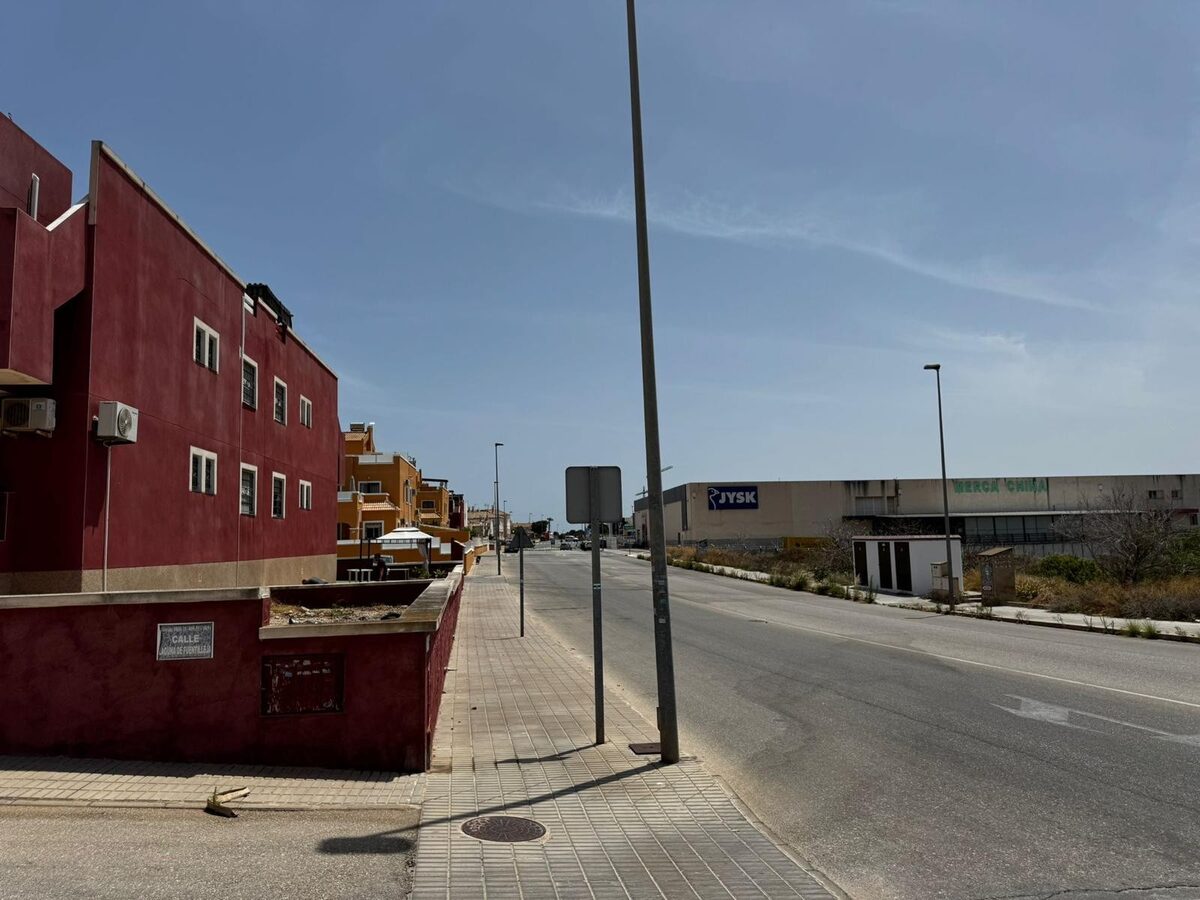Bungalow with 2 bedrooms, 66m² in Torrevieja, Spain [ID: 0150-LS-1006C]