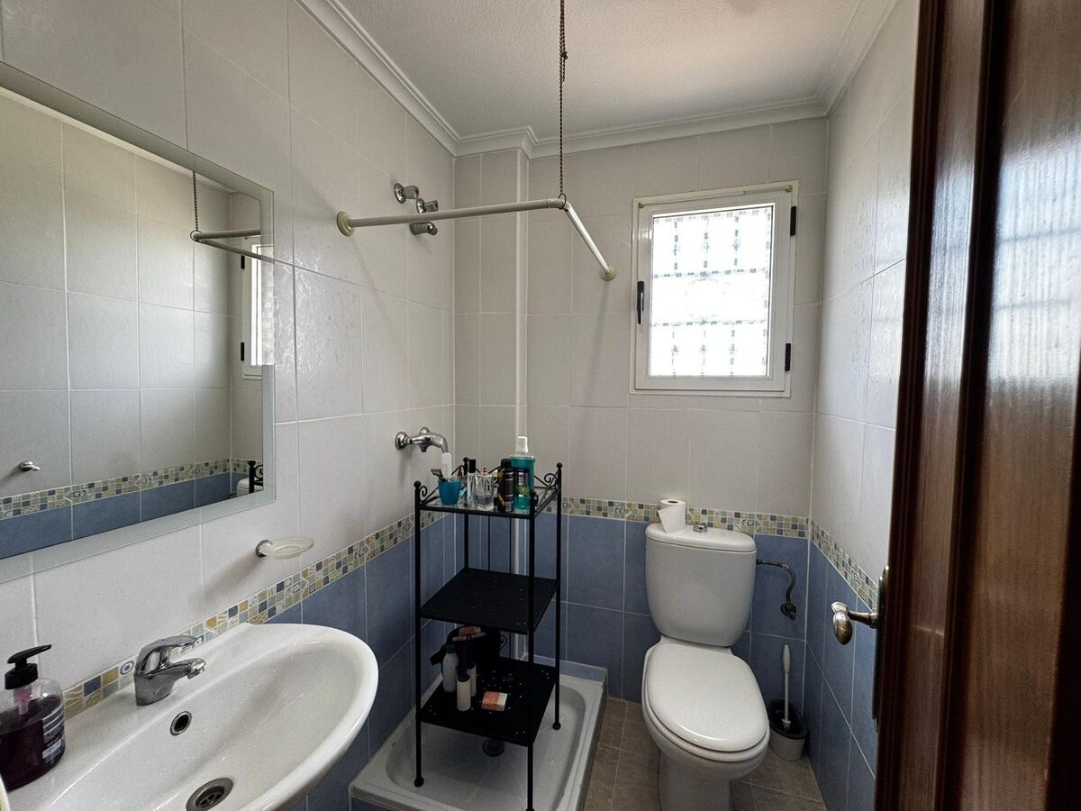 Bungalow with 2 bedrooms, 66m² in Torrevieja, Spain [ID: 0150-LS-1006C]