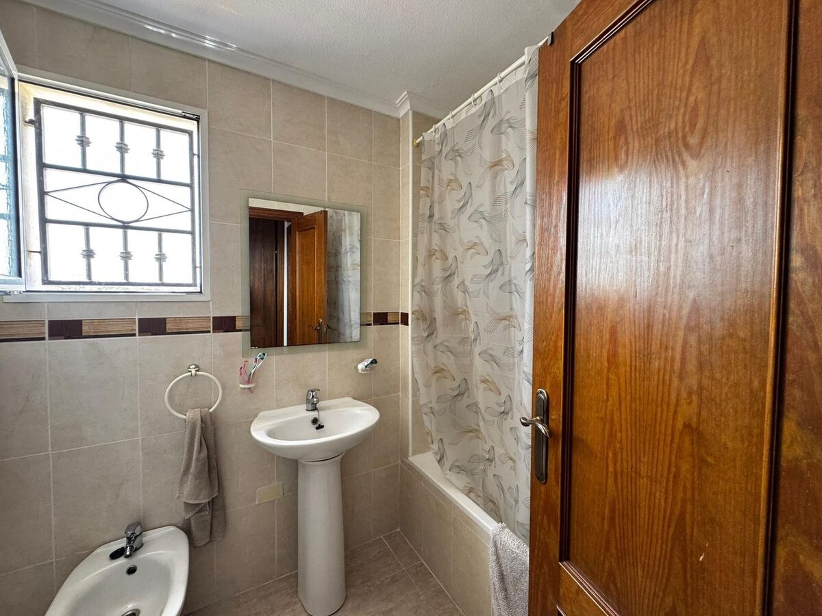 Bungalow with 2 bedrooms, 66m² in Torrevieja, Spain [ID: 0150-LS-1006C]