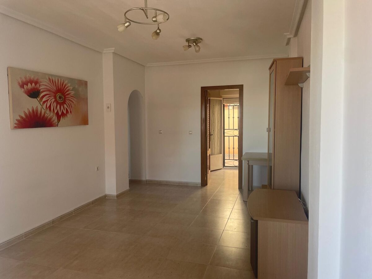 Bungalow with 2 bedrooms, 66m² in Torrevieja, Spain [ID: 0150-LS-1006C]