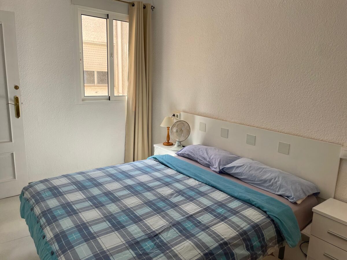 Townhouse with 5 bedrooms, 162m² in Torrevieja, Spain [ID: 0150-LS-2006]