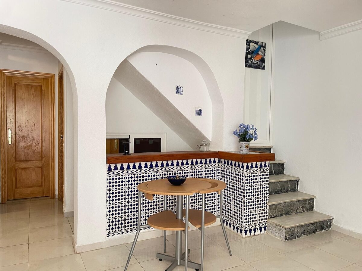 Townhouse with 5 bedrooms, 162m² in Torrevieja, Spain [ID: 0150-LS-2006]