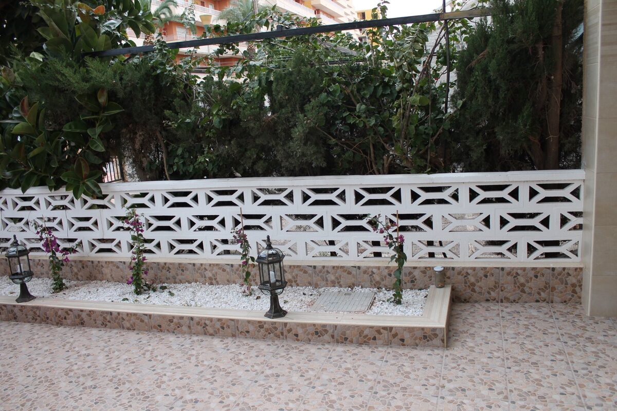 Dom z 5 sypialniami, 162m² w Punta Prima, Hiszpania [ID: 0150-LS-1407]