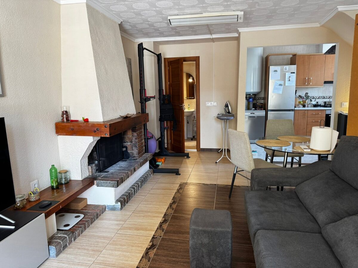 Dom z 5 sypialniami, 162m² w Punta Prima, Hiszpania [ID: 0150-LS-1407]