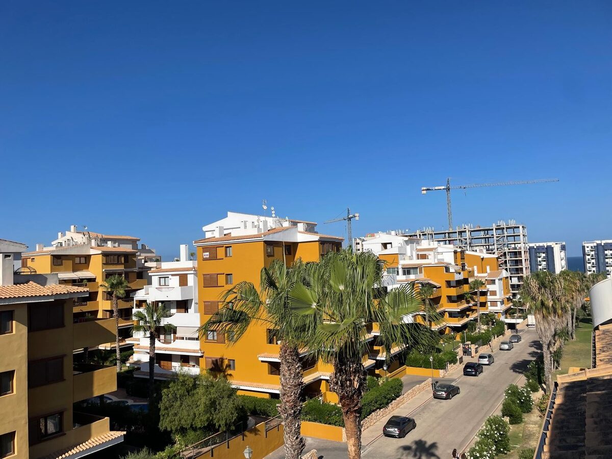 Penthouse z 2 sypialniami, 148m² w Punta Prima, Hiszpania [ID: 0150-LS-2207]
