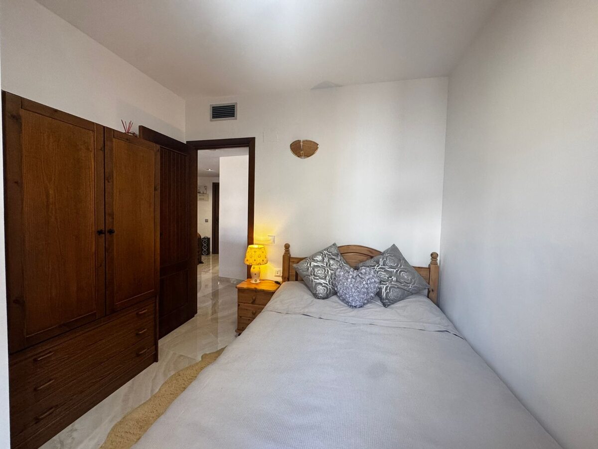 Penthouse z 2 sypialniami, 148m² w Punta Prima, Hiszpania [ID: 0150-LS-2207]