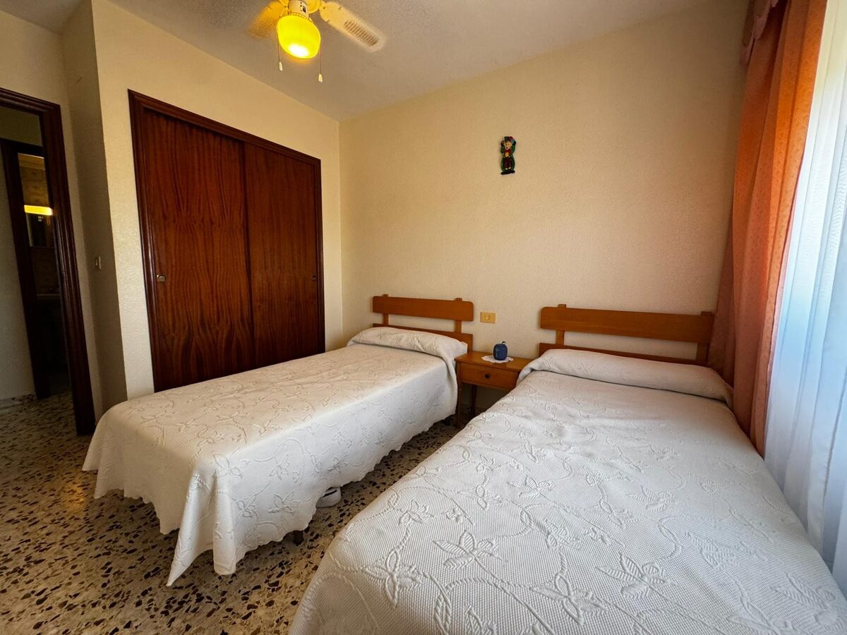 Apartment with 3 bedrooms, 92m² in Torrevieja, Spain [ID: 0150-LS-0308]