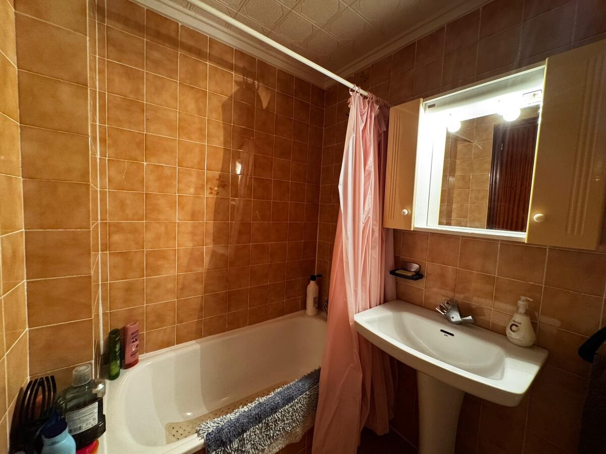 Apartment with 3 bedrooms, 92m² in Torrevieja, Spain [ID: 0150-LS-0308]