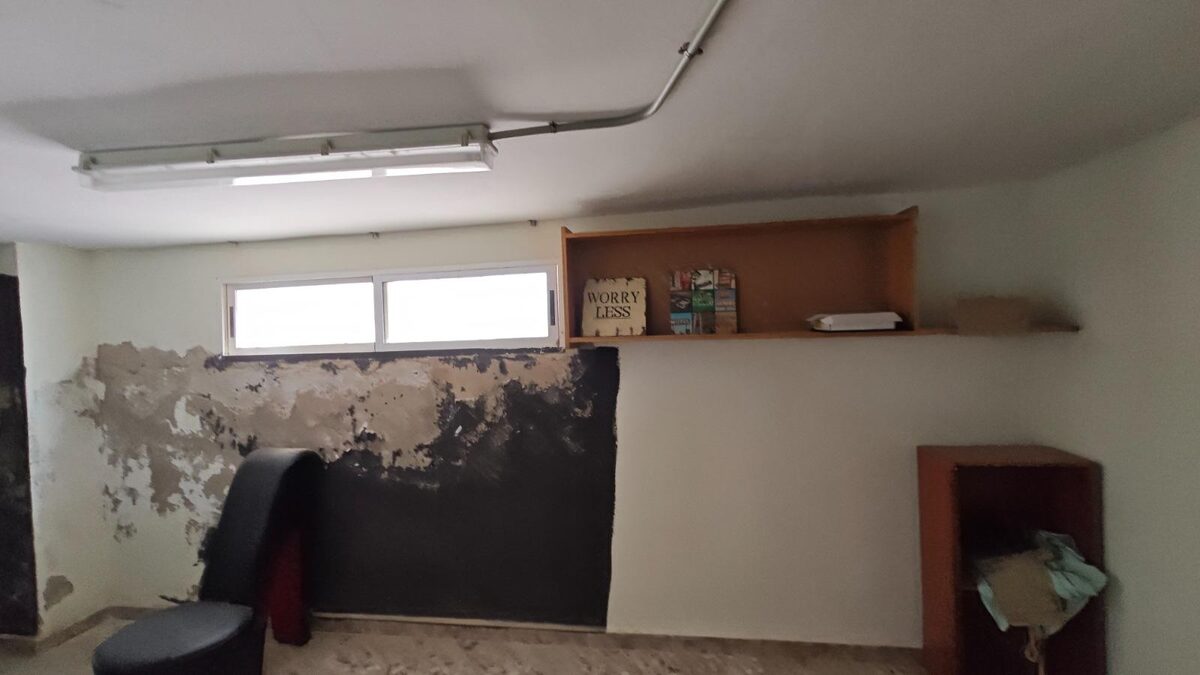 Комерційна нерухомість з 1 спальнею, 400м² в Торрев'єха, Іспанія [ID: 0150-LS-1710]