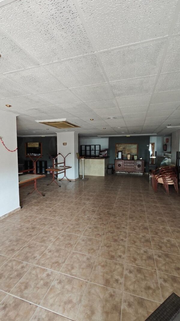 Przestrzeń komercyjna w Torrevieja, Hiszpania, 400m² - obraz 17