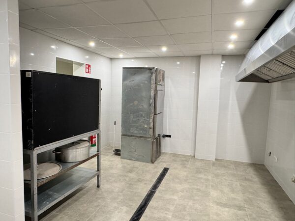 Przestrzeń komercyjna w Вільямартін, Hiszpania, 160m² - obraz 5