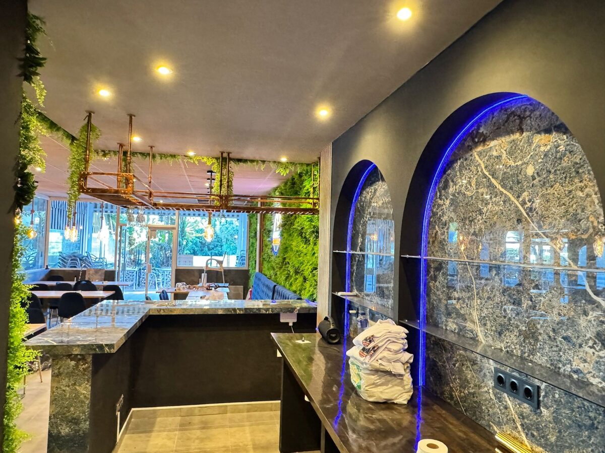 Przestrzeń komercyjna z 1 sypialnią, 160m² w Вільямартін, Hiszpania [ID: 0150-LS-2310/1]