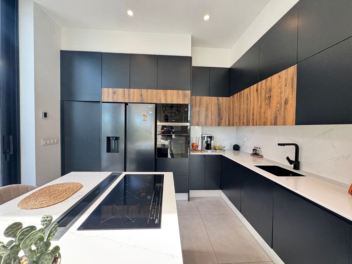 Villa with 3 bedrooms, 122m² in Pilar de la Horadada, Spain [ID: 0150-LS-2810]
